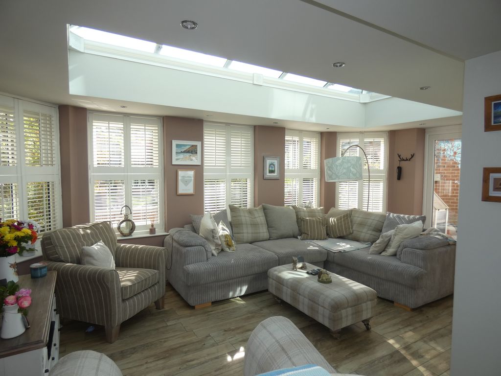 Garden Room- click for photo gallery